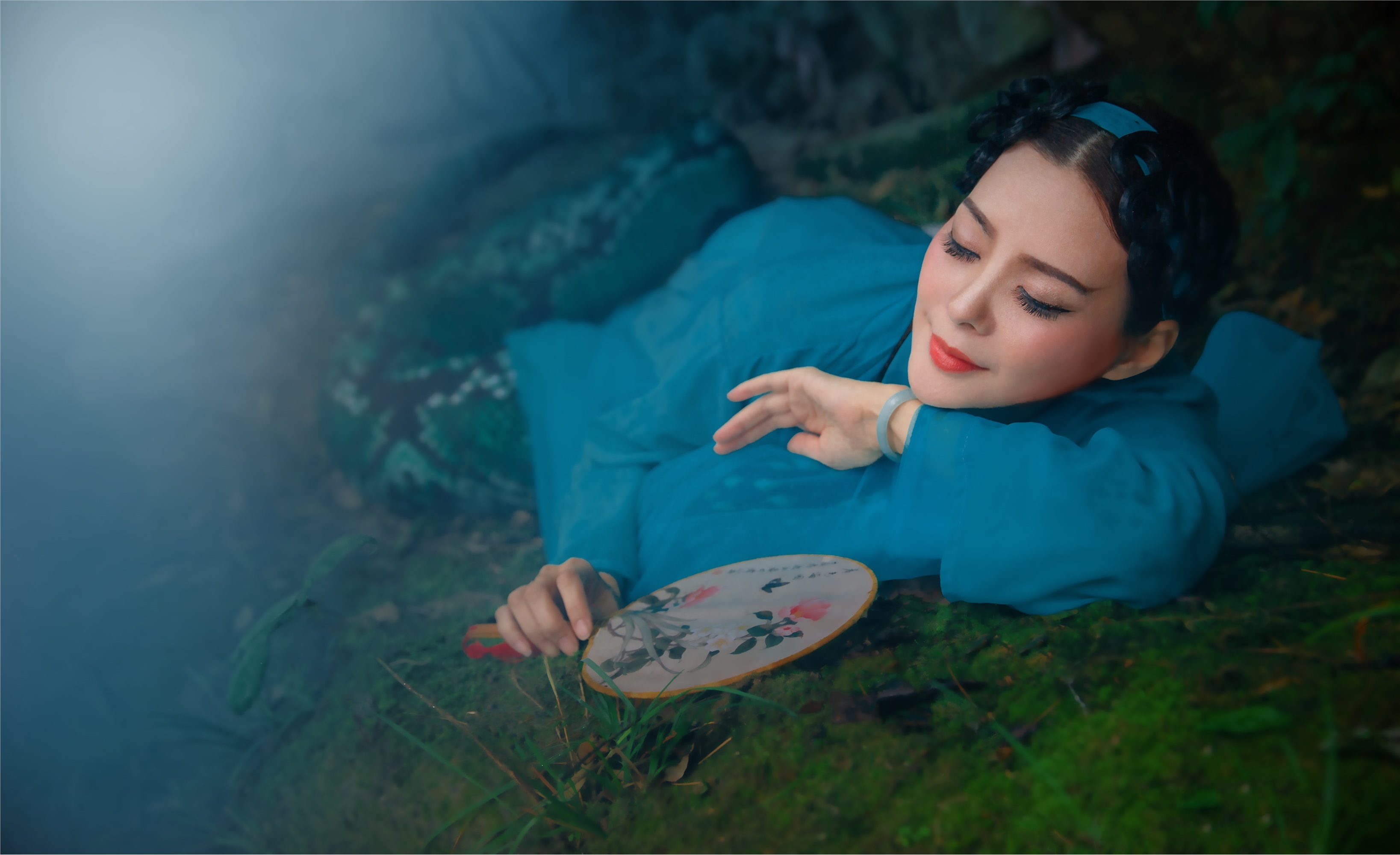 YITUYU 艺图语 2021.08.06 青蛇梦 莲